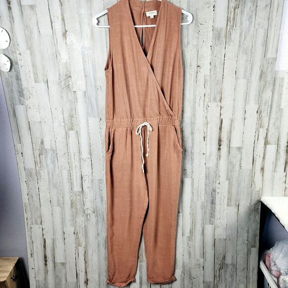 Umgee Sleeveless V-neck Drawstring Waist Jumpsuit Brown Size Small - Picture 1 of 10
